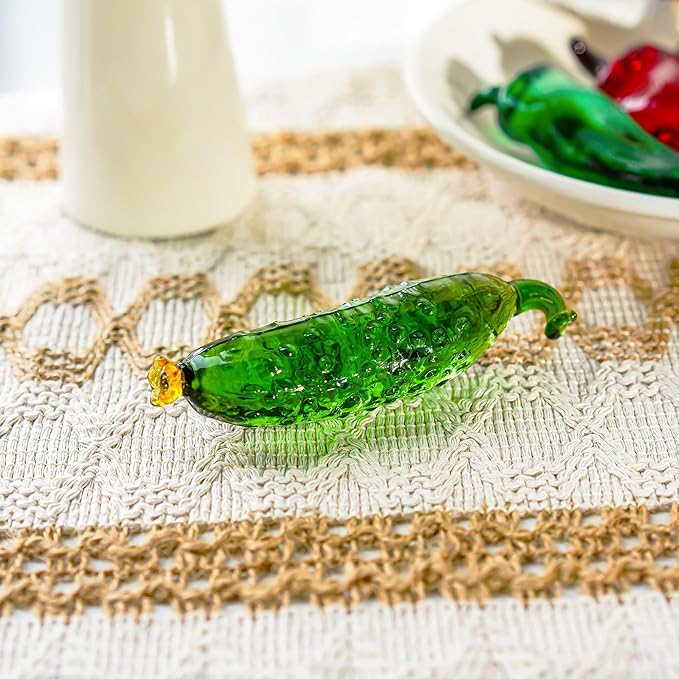 Handmade Crystal Cucumber Figurine Glass Cucumber Fruit Collectible Paperweight for Home, Kitchen, Desktop Decor