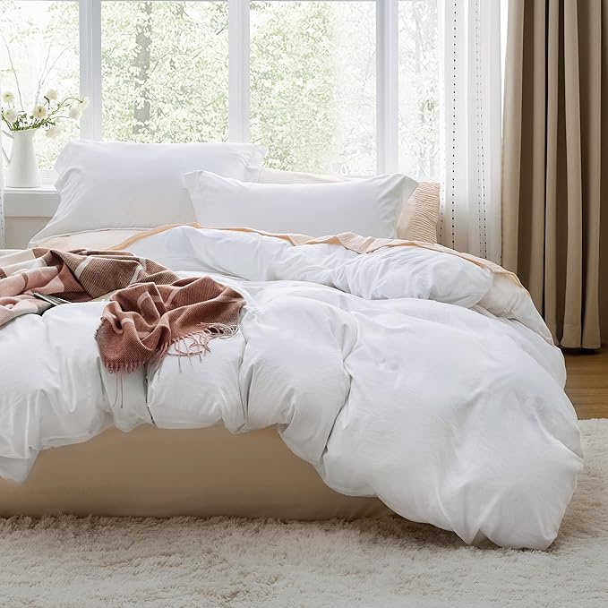 Bedsure White Duvet Cover Full Size - 3 Pieces Prewashed Extra Soft Cotton-Like Polyester Bedding Set, Includes 1 Duvet Cover 80x90 Inches with Zipper Closure & 2 Pillow Shams, Comforter Not Included