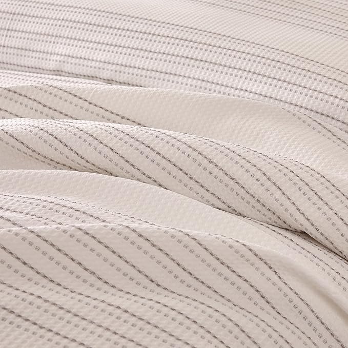 Amazon Basics Waffle Weave Microfiber 2-Piece Duvet Cover Set, Includes 1 Duvet Cover and 1 Pillow Sham, Twin, Dark Grey Striped