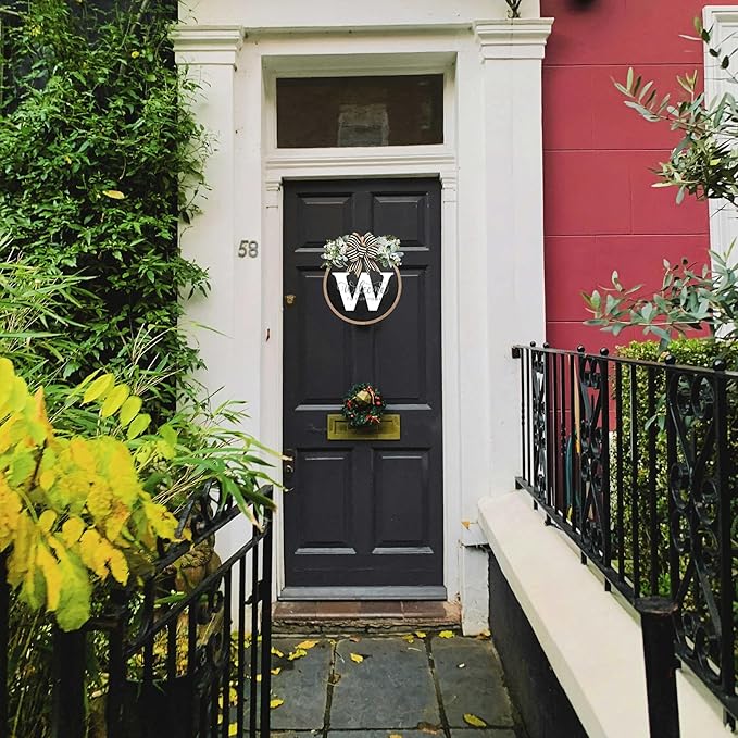 Circular Surname Front Door Welcome Sign - 26 Letter House Wreath, Front Porch Decorations, Year-Round Home Decor (W)